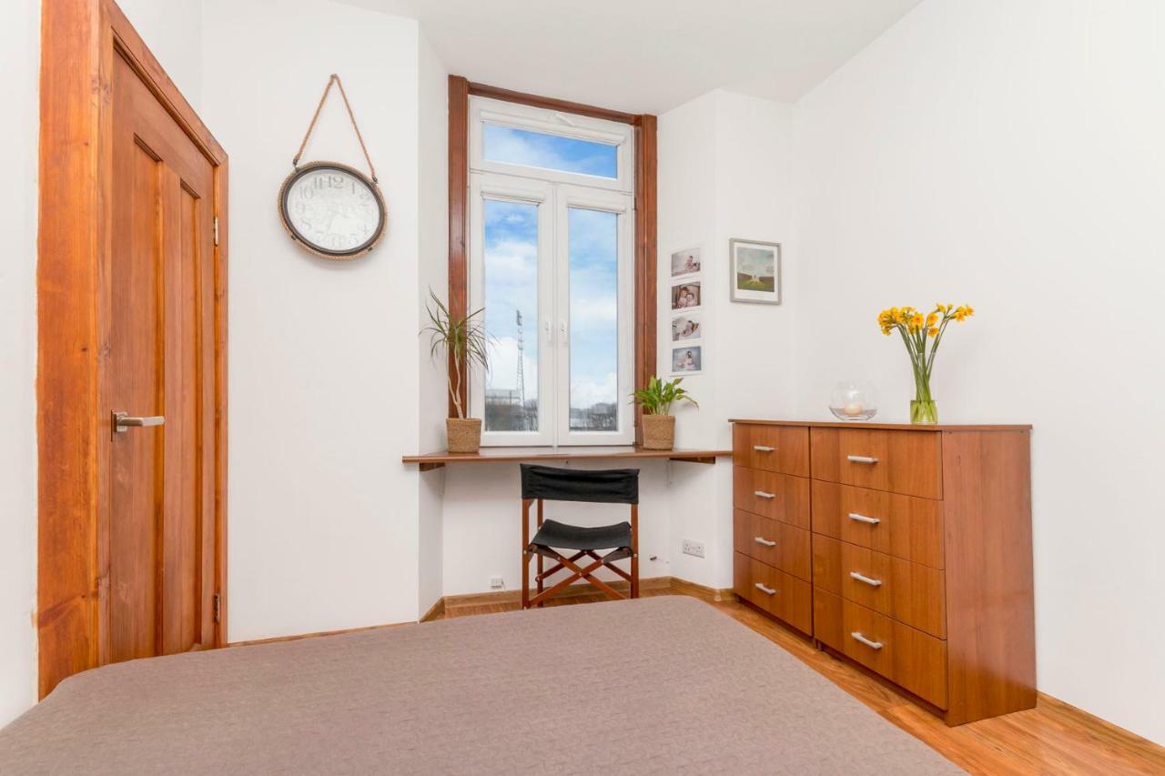 Beautiful Holyrood Park Apartment Edinburg Exteriör bild